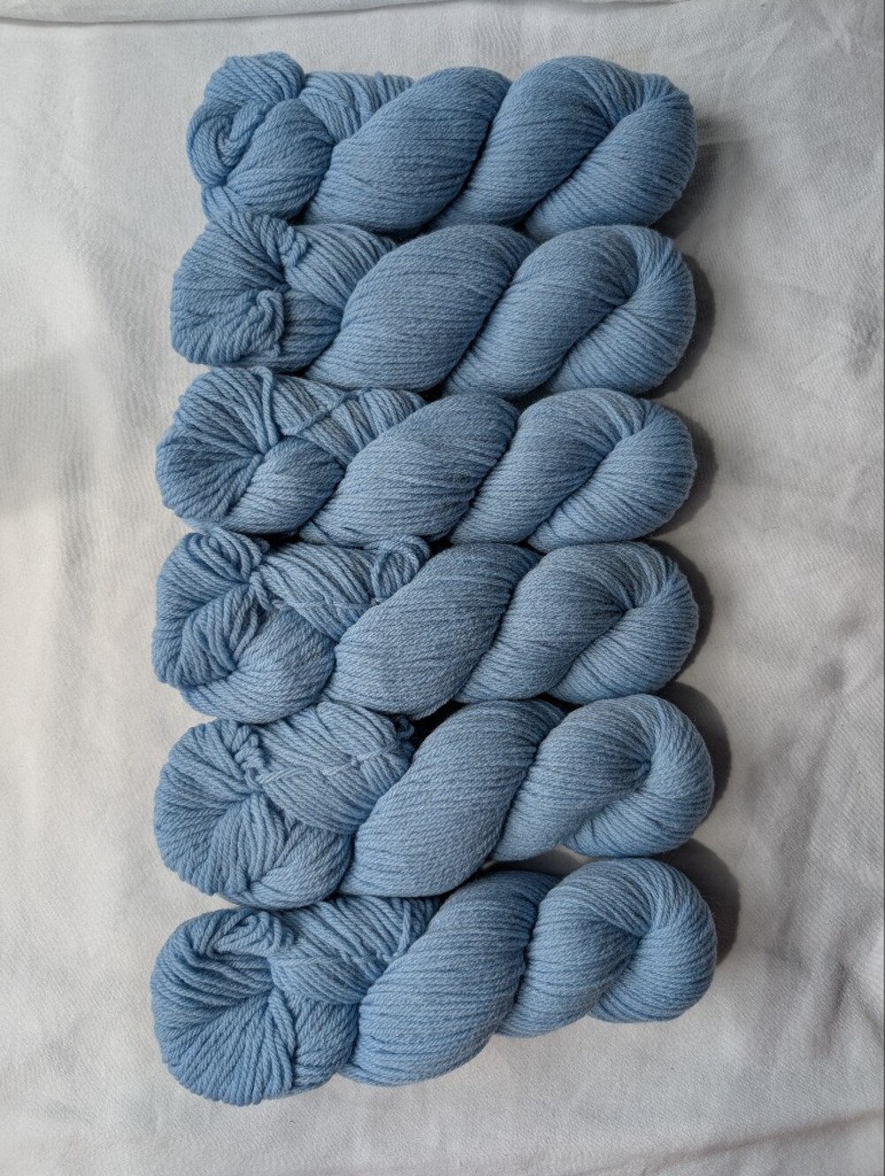Cascade Yarns Cascade 220 Wool Yarn Light Blue - 6 Skeins - Picture 4 of 8